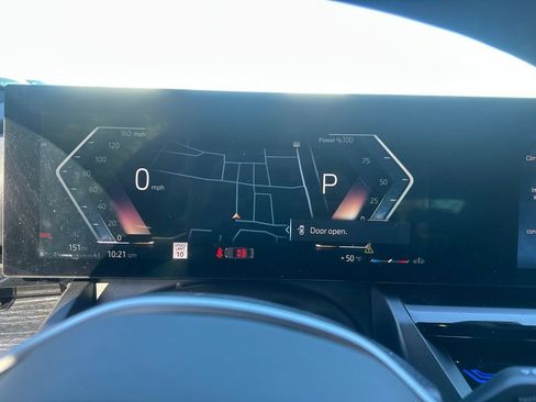 Certified 2025 BMW 530i image 16