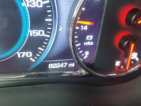 Used 2019 GMC Acadia Denali w/ LPO, Floor Liner Package image 11