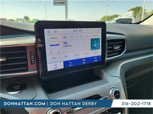 Used 2023 Ford Explorer XLT w/ Equipment Group 202A image 9