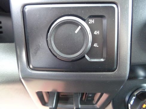 Used 2022 Ford F350 XLT w/ XLT Value Package image 82