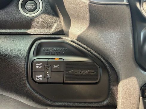 Used 2024 RAM 3500 Big Horn AWD/4WD image 39