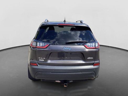 Used 2019 Jeep Cherokee Latitude Plus w/ Cold Weather Group AWD/4WD image 6