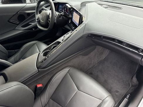 Used 2024 Chevrolet Corvette Stingray Preferred Cpe w/ Stealth Interior Trim Package image 25