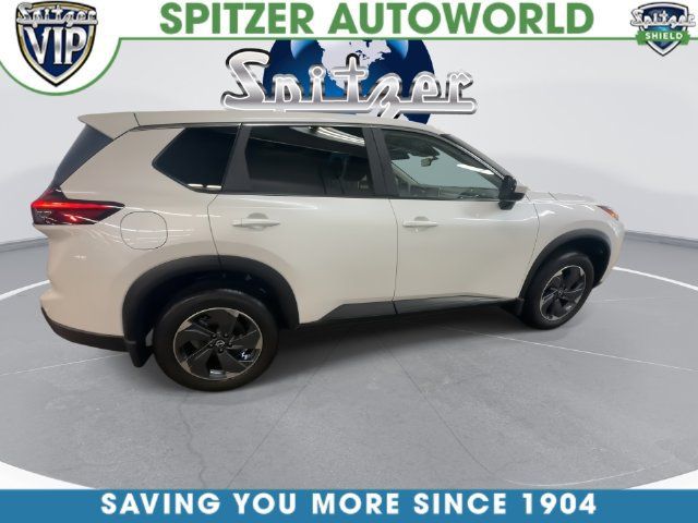 Used 2026 Nissan Rogue SV AWD/4WD image 11