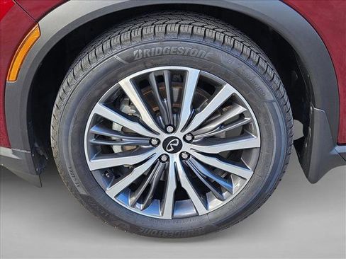 Used 2023 INFINITI QX60 Sensory w/ Vision Package FWD image 23