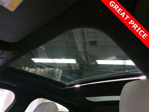 Used 2016 Mercedes-Benz C 300 4MATIC Sedan image 29