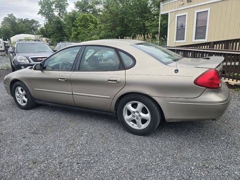 Used 2003 Ford Taurus SES FWD image 13
