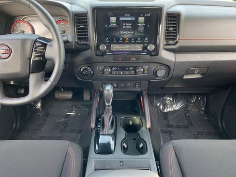 Used 2023 Nissan Frontier PRO-4X w/ Pro Convenience Package image 11
