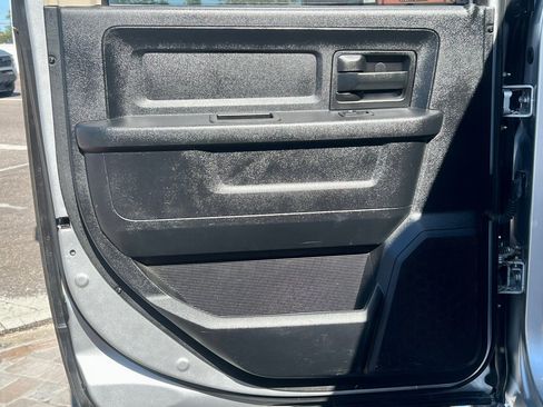 Used 2014 RAM 3500 Tradesman w/ Chrome Appearance Group image 30