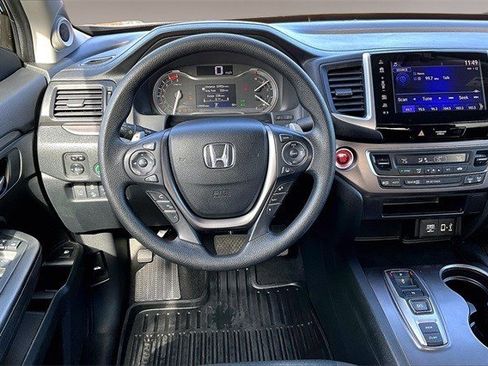 Certified 2020 Honda Ridgeline Sport image 9