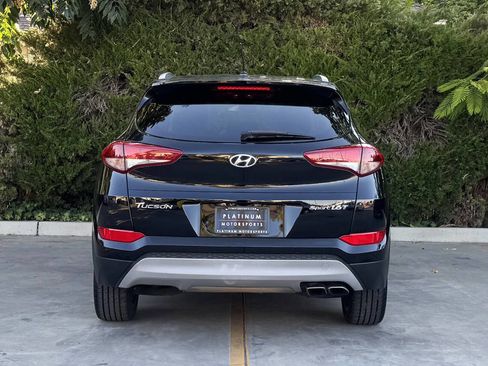 Used 2017 Hyundai Tucson Sport image 5