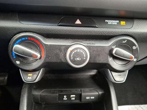 Used 2019 Kia Rio S image 16