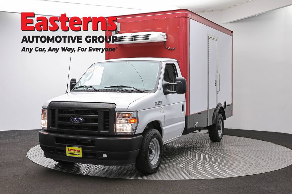 Used 2023 Ford E-350 and Econoline 350 Super Duty w/ Power Windows & Locks Group RWD image 1