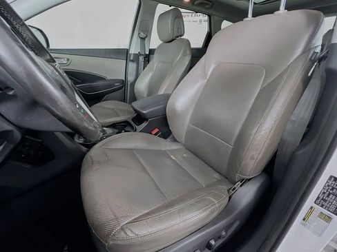 Used 2019 Hyundai Santa Fe XL w/ Cargo Package image 23