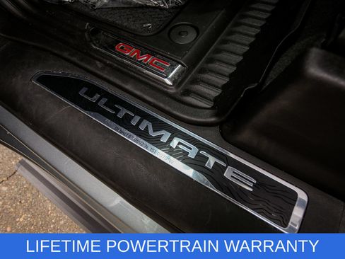 Used 2025 GMC Sierra 3500 Denali Ultimate AWD/4WD image 31