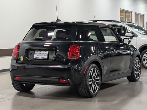 Used 2024 MINI Cooper SE FWD image 3