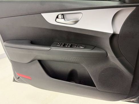 Used 2024 Kia Forte LXS FWD image 16