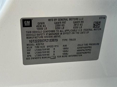 Used 2015 GMC Sierra 2500 SLT w/ Driver Alert Package image 29