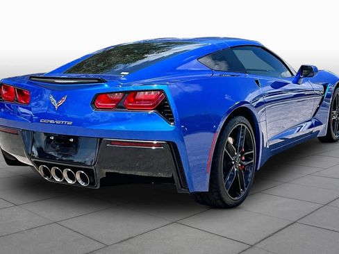 Used 2019 Chevrolet Corvette Stingray Coupe w/ 1LT RWD image 12