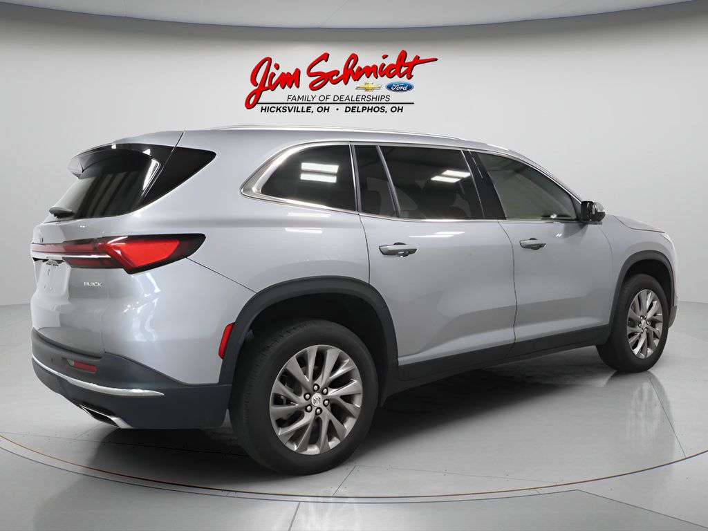Used 2026 Buick Enclave Preferred AWD/4WD image 6