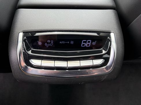 Used 2021 Cadillac XT6 Sport AWD/4WD image 20