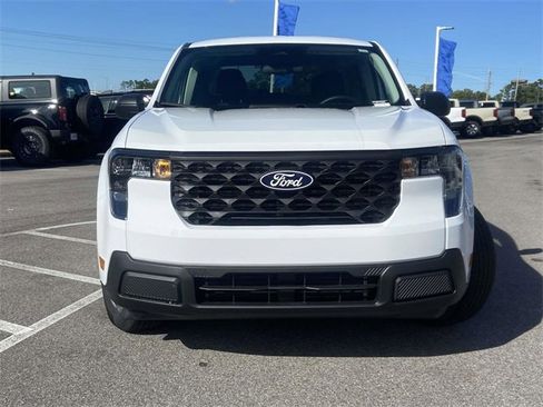 New 2025 Ford Maverick XL image 6