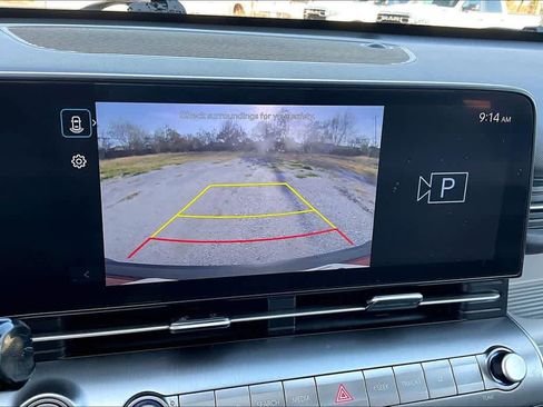 Used 2025 Hyundai Kona SEL AWD/4WD image 24