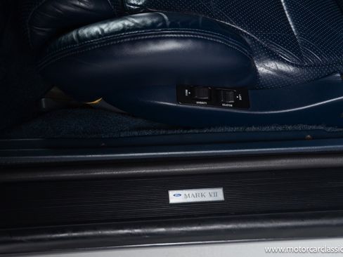 Used 1987 Lincoln Mark VII LSC image 24