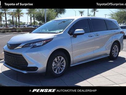 Used 2022 Toyota Sienna LE