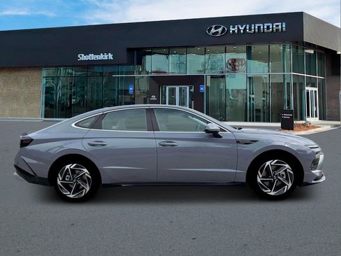 New 2026 Hyundai Sonata SEL image 9