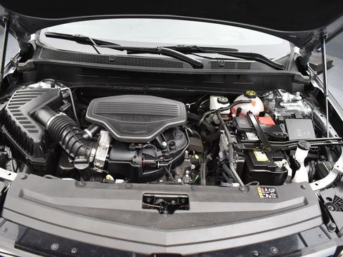 Used 2024 Cadillac XT6 Sport image 37