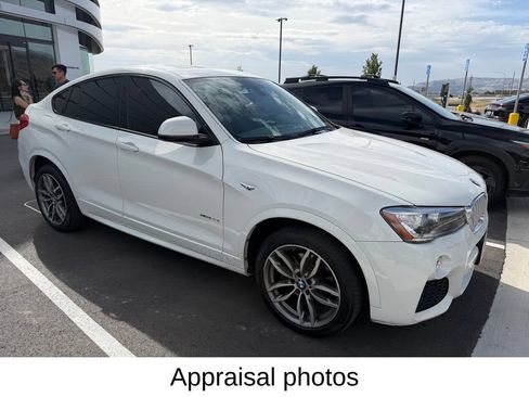 Used 2018 BMW X4 xDrive28i AWD/4WD image 4