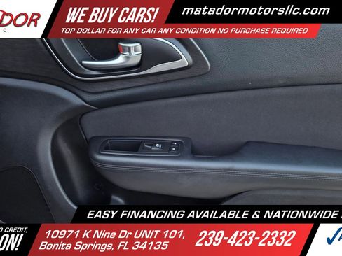 Used 2015 Chrysler 200 Limited w/ Convenience Group FWD image 15
