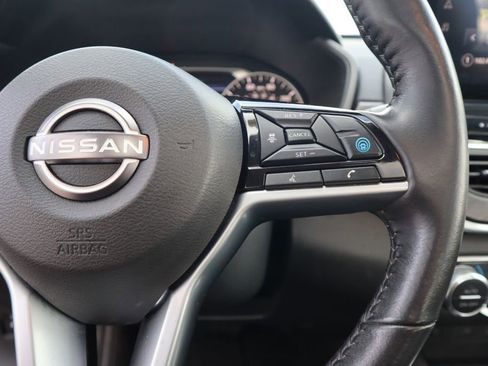 Certified 2025 Nissan Altima 2.5 SL image 22