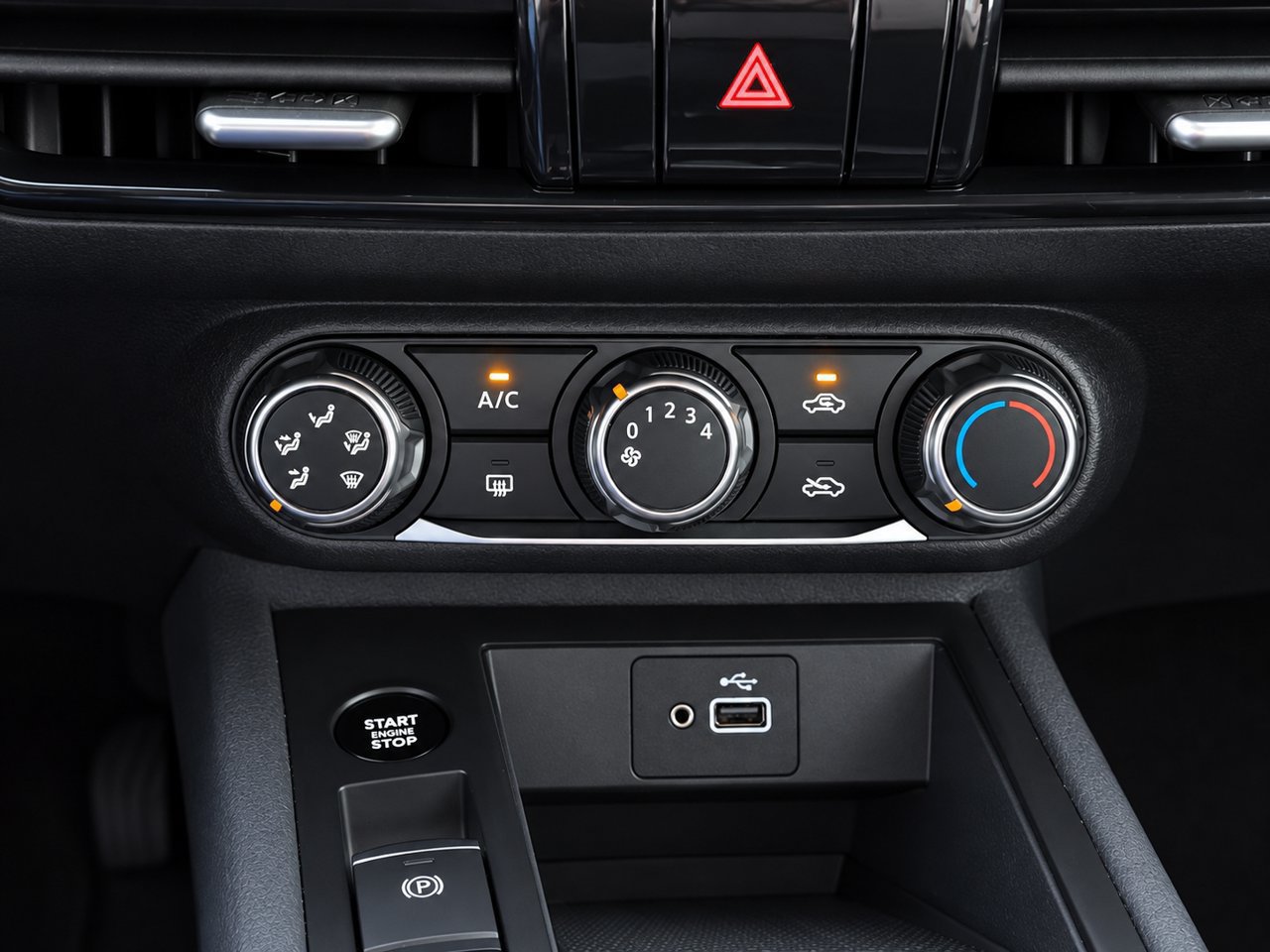 Used 2025 Nissan Kicks S FWD image 16