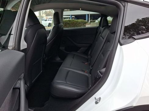 Used 2023 Tesla Model Y Long Range image 13
