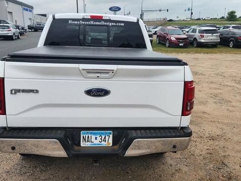 Used 2015 Ford F150 Lariat w/ Equipment Group 502A Luxury AWD/4WD image 4