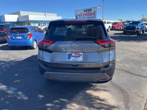 Used 2023 Nissan Rogue SV image 5