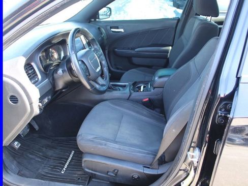 Used 2018 Dodge Charger GT w/ Blacktop Package image 13