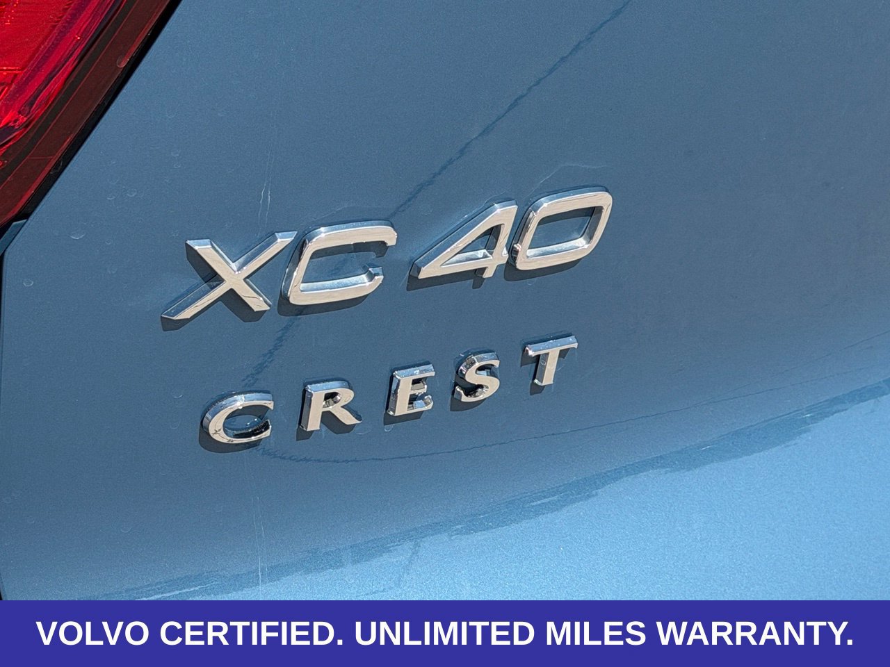 Certified 2025 Volvo XC40 B5 Ultra w/ Protection Package Premier AWD/4WD image 10