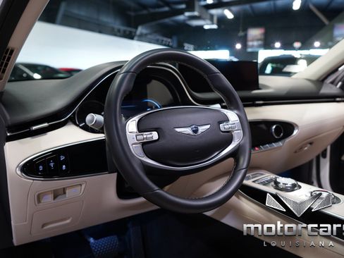 Used 2022 Genesis GV70 2.5T image 25