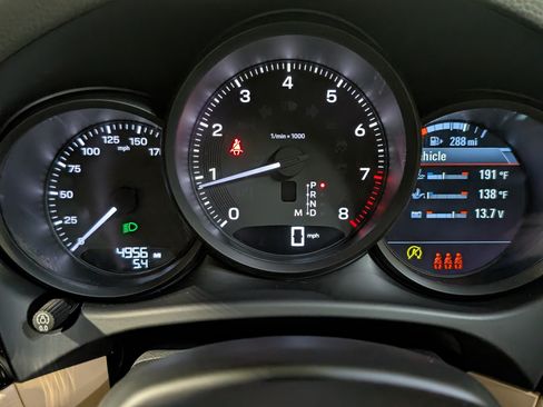 Certified 2026 Porsche Macan AWD/4WD image 29