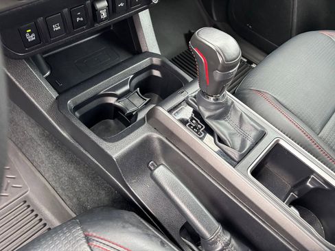Used 2022 Toyota Tacoma TRD Pro AWD/4WD image 19