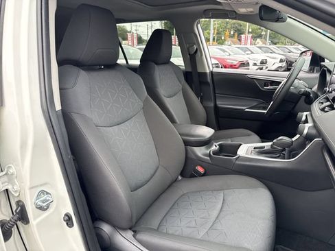 Used 2024 Toyota RAV4 XLE w/ Convenience Package AWD/4WD image 32