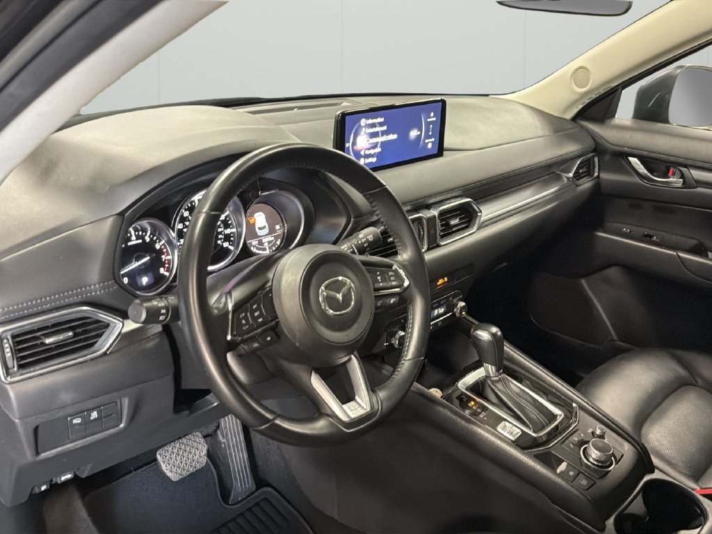 Used 2025 MAZDA CX-5 AWD 2.5 S w/ Select Package image 28