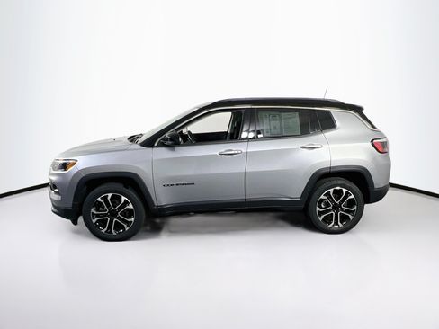 Used 2022 Jeep Compass Limited w/ Sun and Sound Group AWD/4WD image 8
