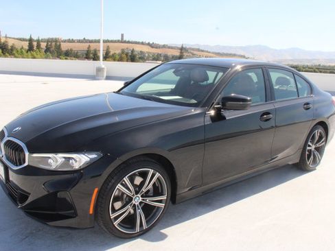 Used 2023 BMW 330i Sedan w/ Driving Assistance Package RWD image 6