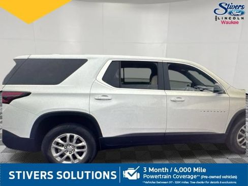 Used 2023 Chevrolet Traverse LS FWD image 7