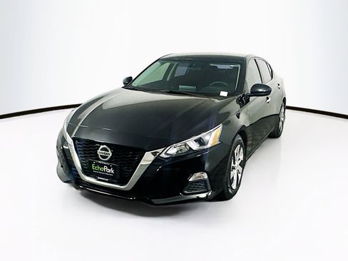 Used 2019 Nissan Altima 2.5 S image 3