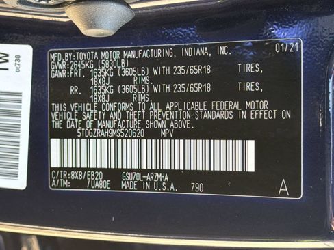 Used 2021 Toyota Highlander XLE FWD image 25